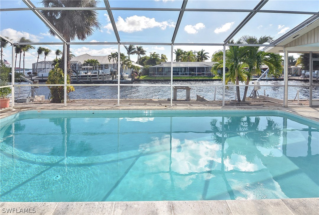 2591 Bridgeview Street Matlacha, FL 33993 - Photo 17 of 22 Gallery Image 17