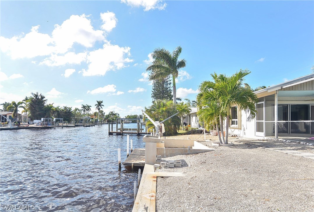 2591 Bridgeview Street Matlacha, FL 33993 - Photo 22 of 22 Gallery Image 22