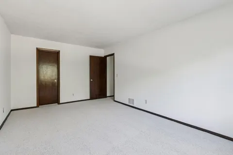 $249,000 | 13910 Herald Court, Apple Valley, MN 55124