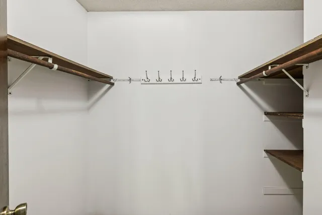 $249,000 | 13910 Herald Court, Apple Valley, MN 55124