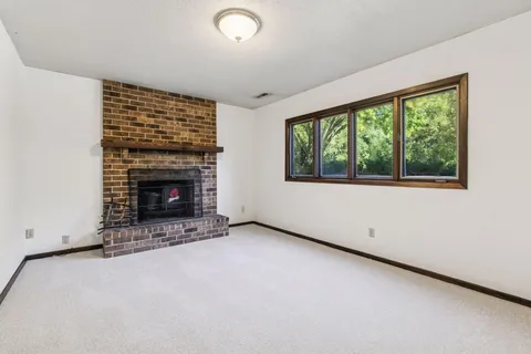 $229,900 | 13910 Herald Court, Apple Valley, MN 55124