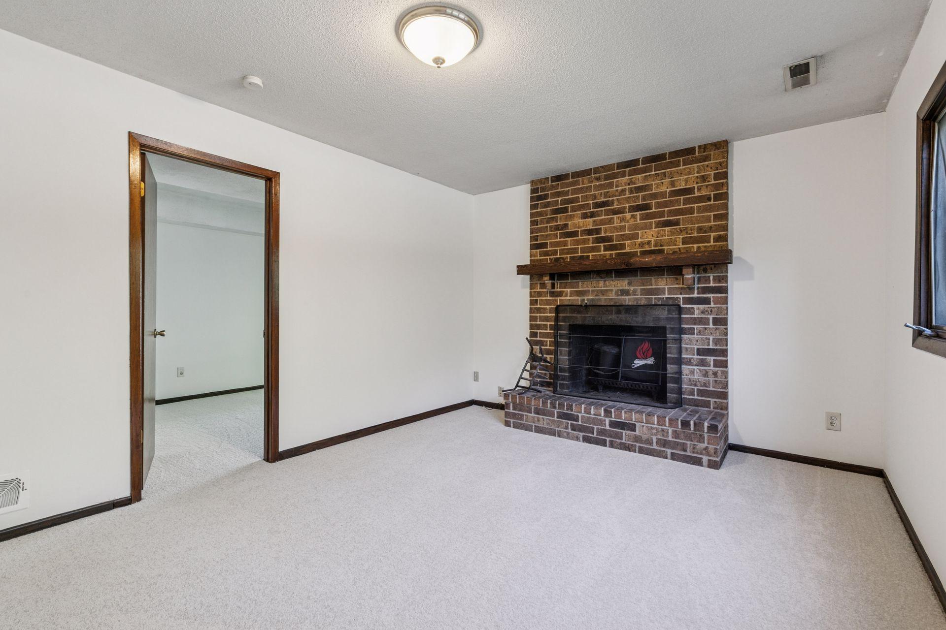 13910 Herald Court Apple Valley, MN 55124 - Photo 26 of 36