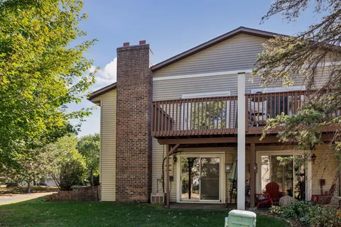 $229,900 | 13910 Herald Court, Apple Valley, MN 55124