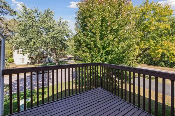 $229,900 | 13910 Herald Court, Apple Valley, MN 55124