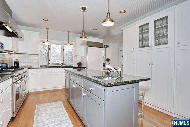 44 Fairmount Road Ridgewood, NJ 07450 - Photo 16 of 50