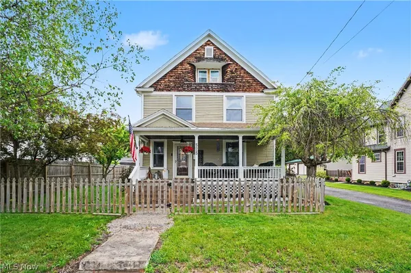 $200,000 | 525 West Lincoln Way, Lisbon, OH 44432