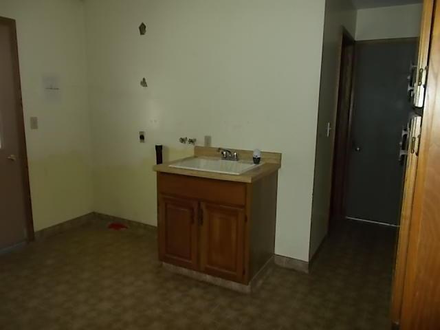 4600 National Road Southeast Hebron, OH 43025 - Photo 6 of 23