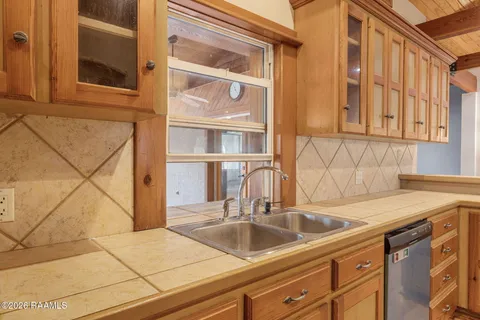 $290,000 | 207 Genevieve Drive, Lafayette, LA 70503