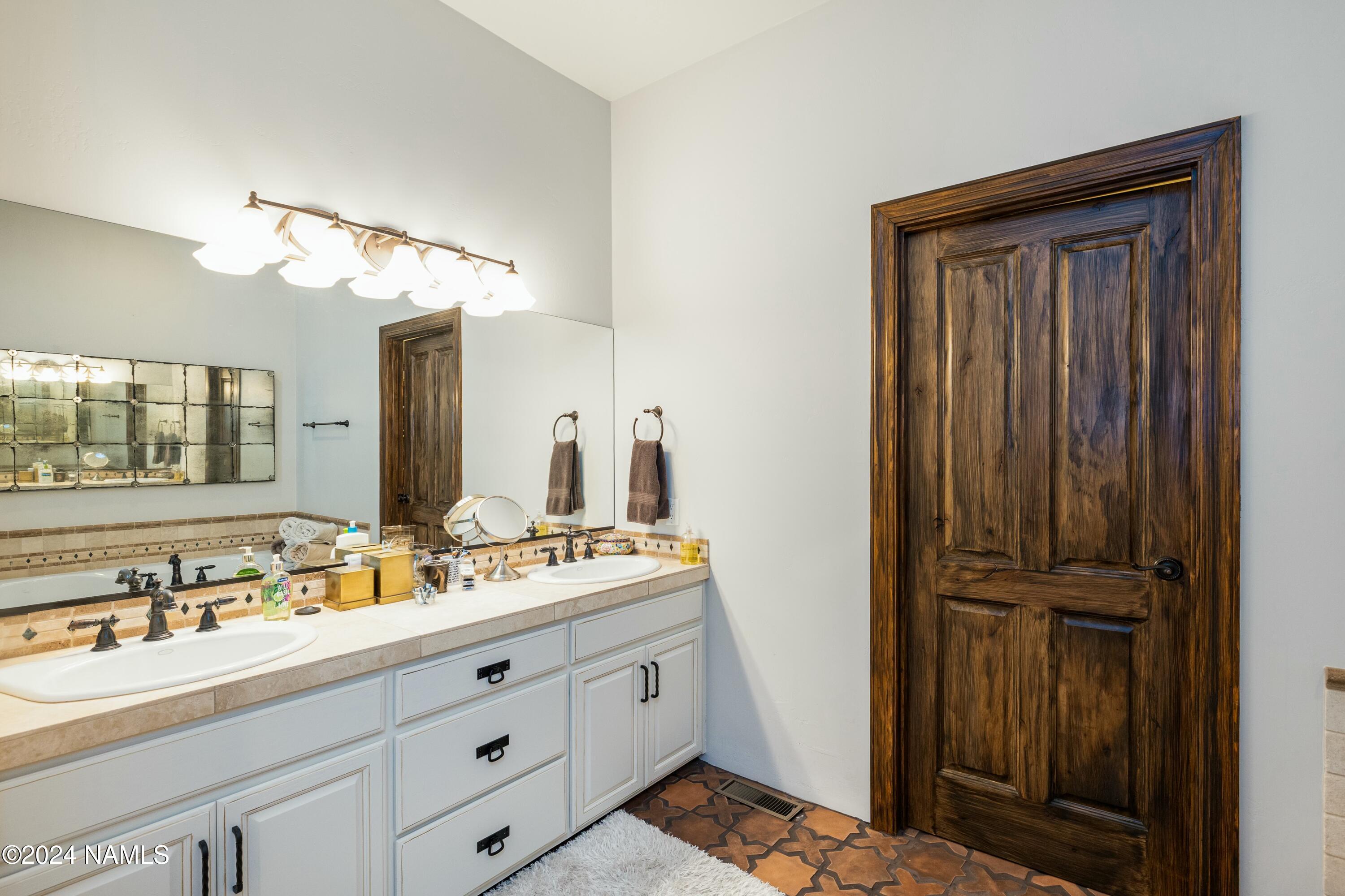 3580 Lariat Loop Flagstaff, AZ 86005 - Photo 31 of 57 tempImagePOiFJY