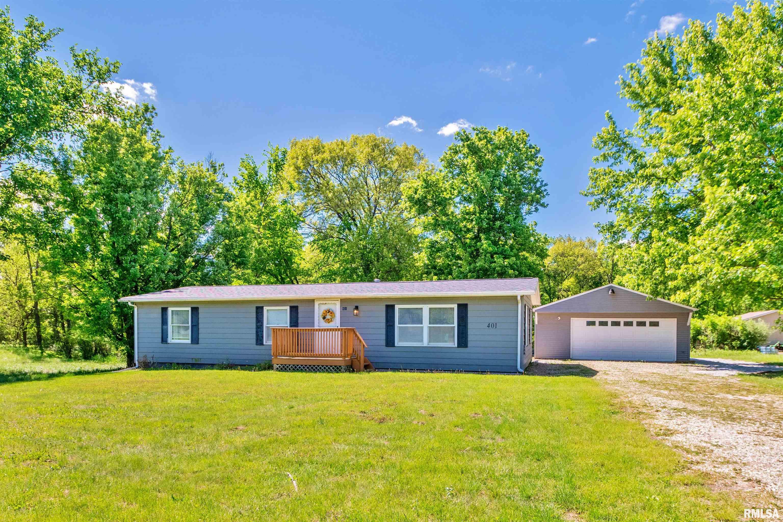 2401 Lakeview Road South Dahinda, IL 61428 - Photo 2 of 38