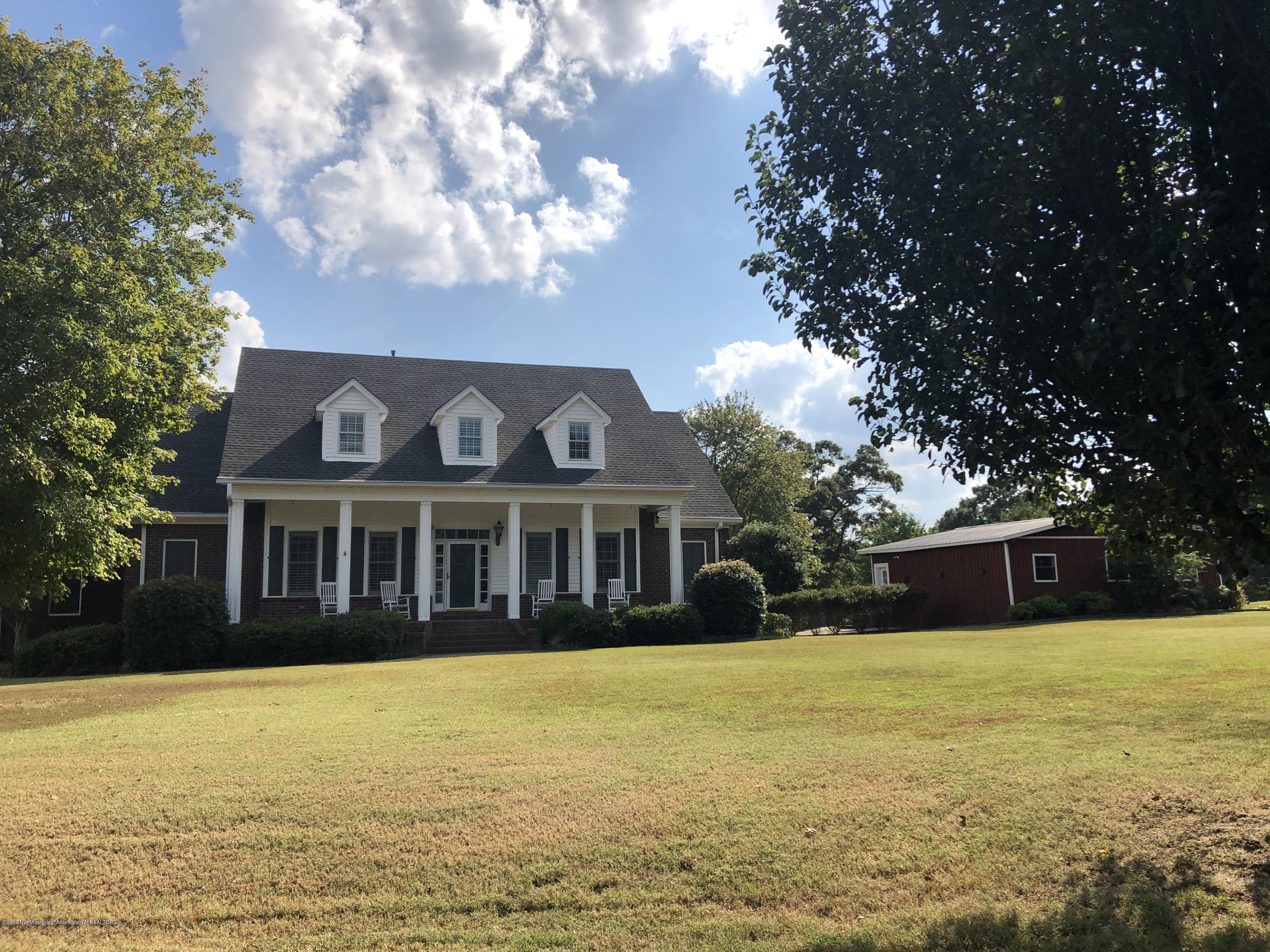 250 Salem Road Senatobia, MS 38668 - Photo 2 of 80 66BA7375-4792-439E-8F45-F4C4ADA66051