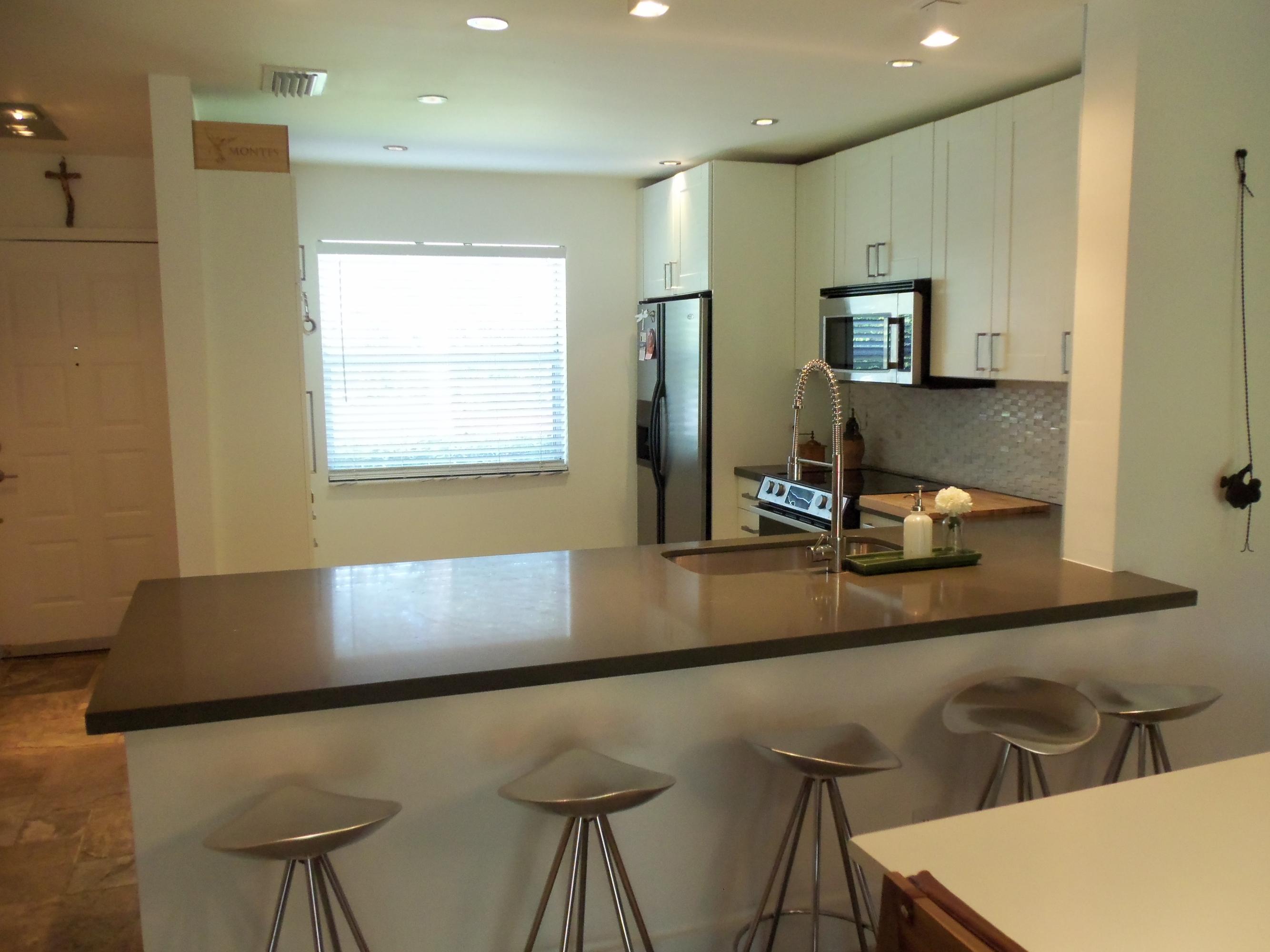 6487 Boca Circle Boca Raton, FL 33433 - Photo 5 of 39 KITCHEN OVERVIEW