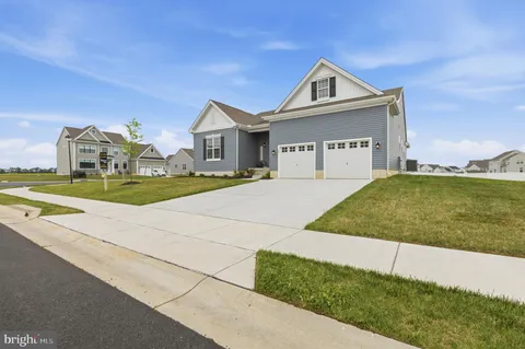 $499,900 | 196 Elm Crst Lane, Felton, DE 19943