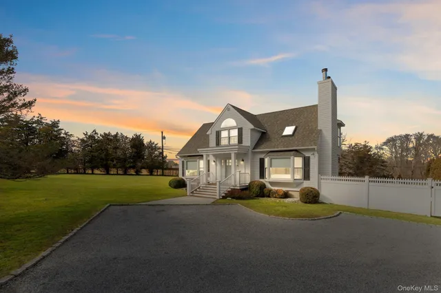 $2,995,000 | 5 Lower 7 Ponds Road, Water Mill, NY 11976