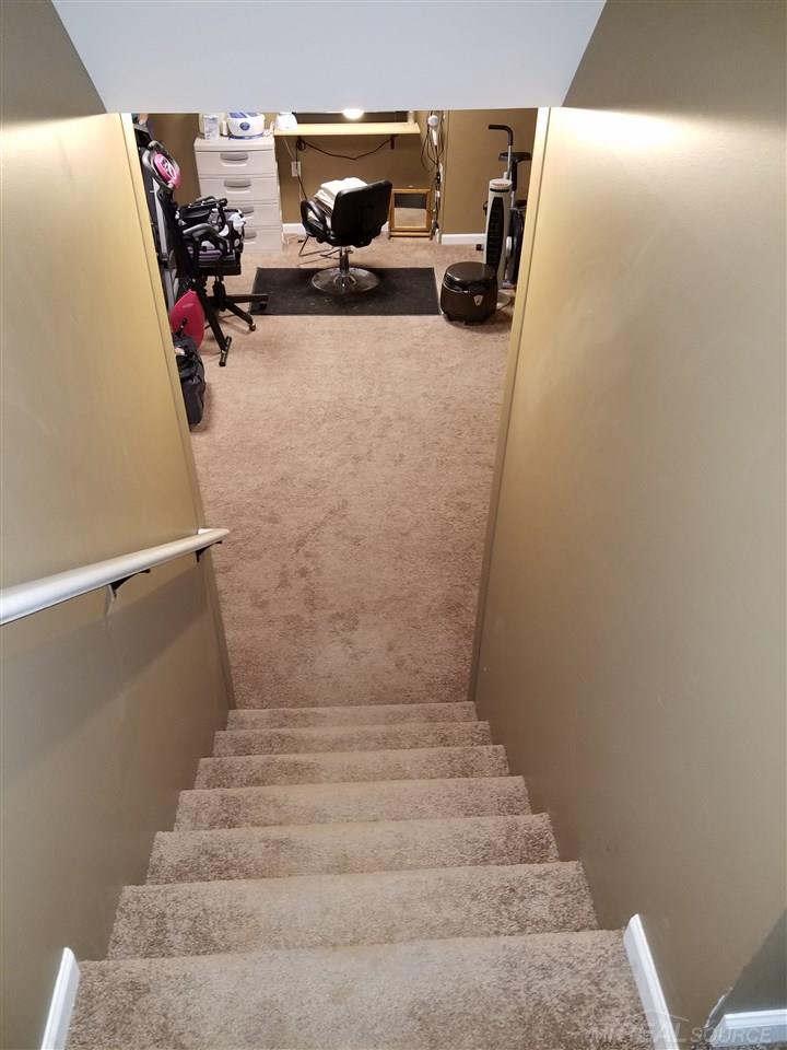 47866 Gloede Road Macomb, MI 48044 - Photo 30 of 42 31314353-29.JPG