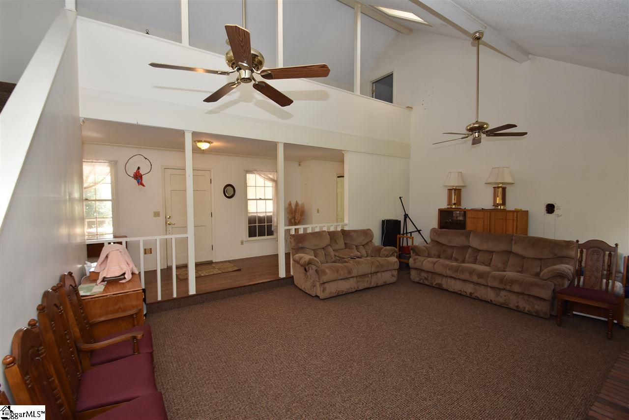 203 Roper Mountain Rd Extension Greenville, SC 29615 - Photo 3 of 36