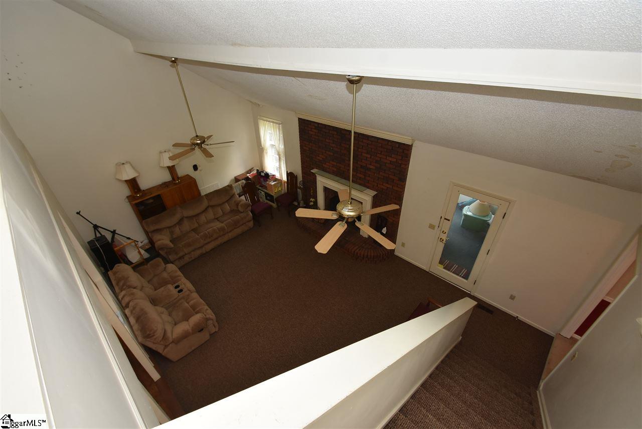 203 Roper Mountain Rd Extension Greenville, SC 29615 - Photo 24 of 36