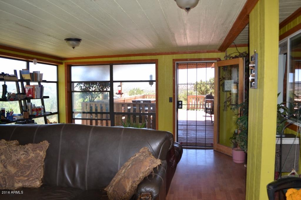 3868 Concho Ocho Road Snowflake, AZ 85937 - Photo 15 of 74 Living Room to Deck