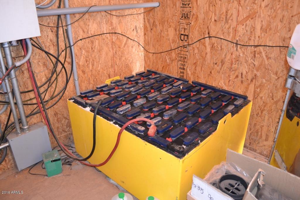 3868 Concho Ocho Road Snowflake, AZ 85937 - Photo 24 of 74 Batteries