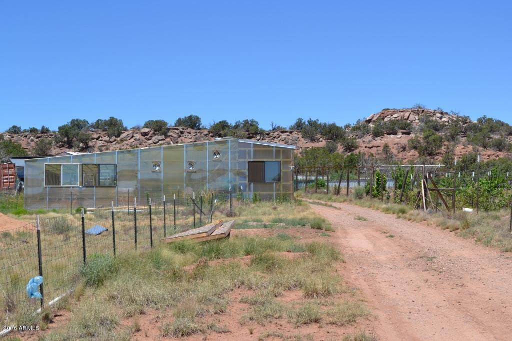 3868 Concho Ocho Road Snowflake, AZ 85937 - Photo 33 of 74 Large Green House