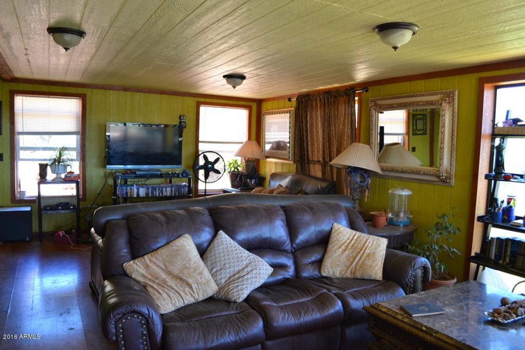 3868 Concho Ocho Road Snowflake, AZ 85937 - Photo 6 of 74 Living Room
