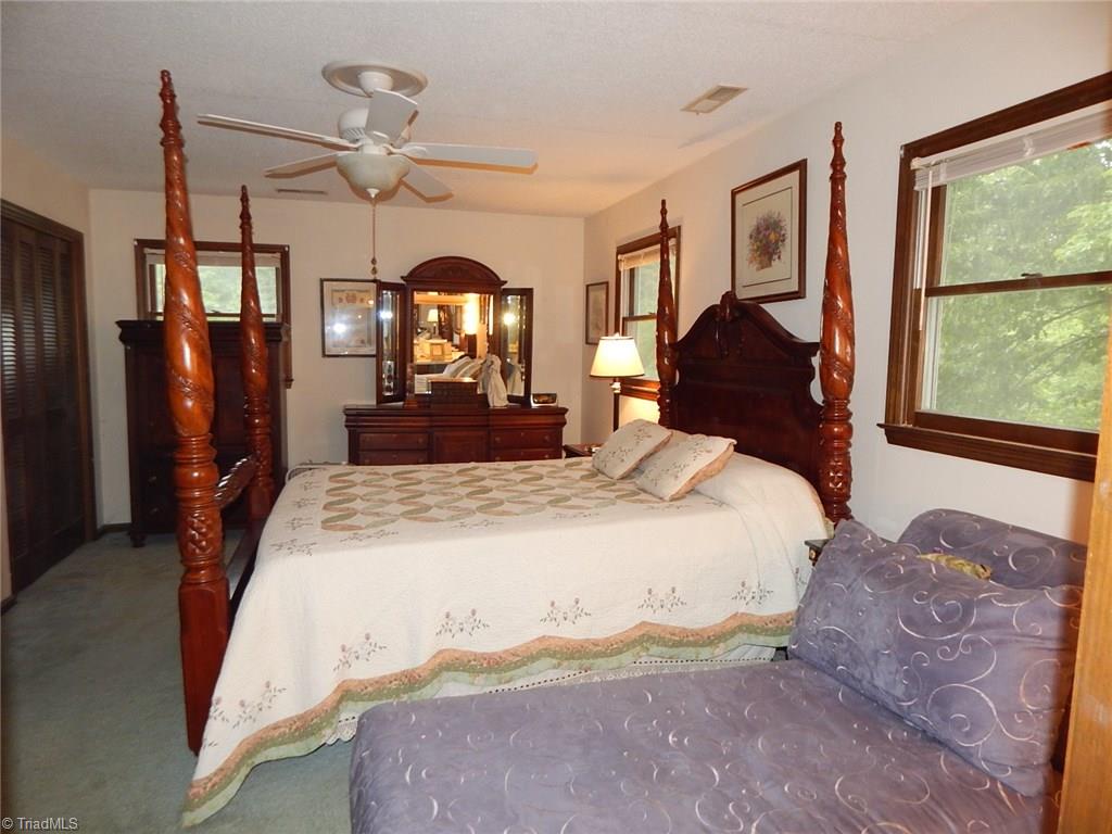 2295 Austin Traphill Road Elkin, NC 28621 - Photo 12 of 28 Gallery Image 12