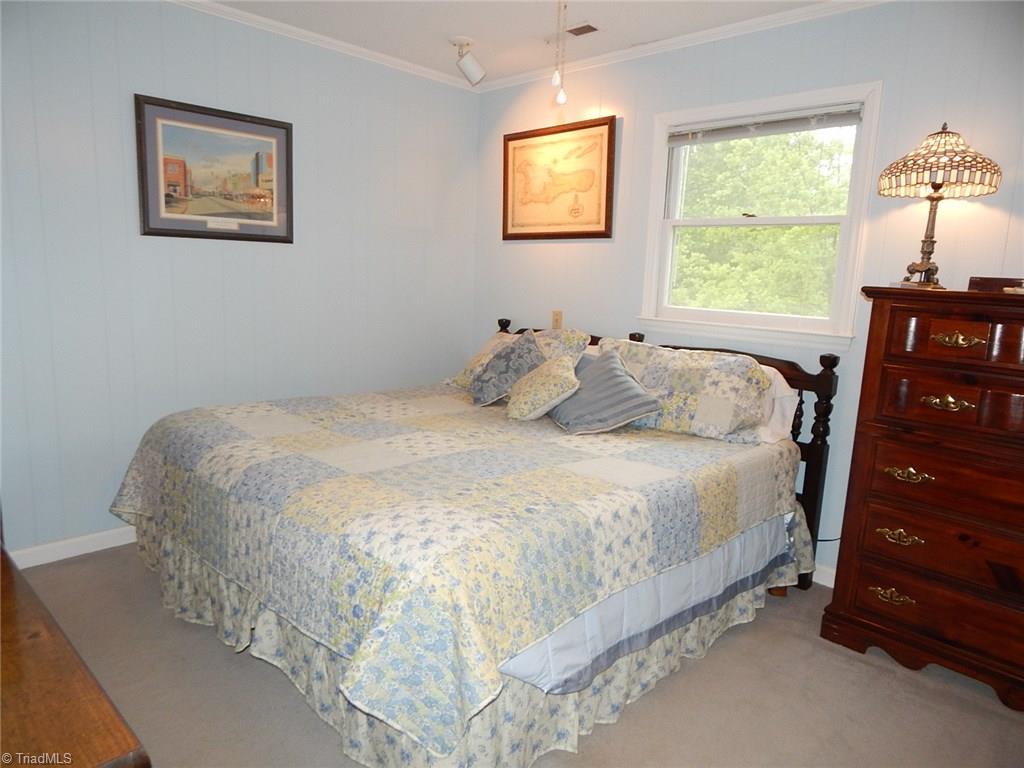 2295 Austin Traphill Road Elkin, NC 28621 - Photo 17 of 28 Gallery Image 17