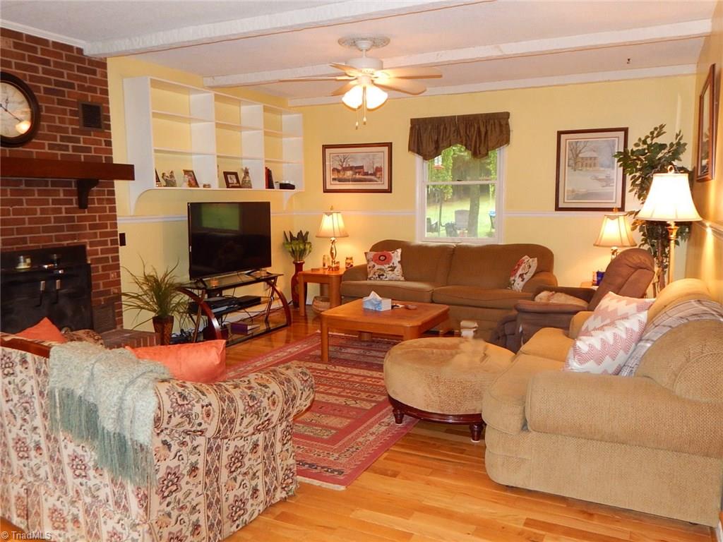 2295 Austin Traphill Road Elkin, NC 28621 - Photo 4 of 28 Gallery Image 4