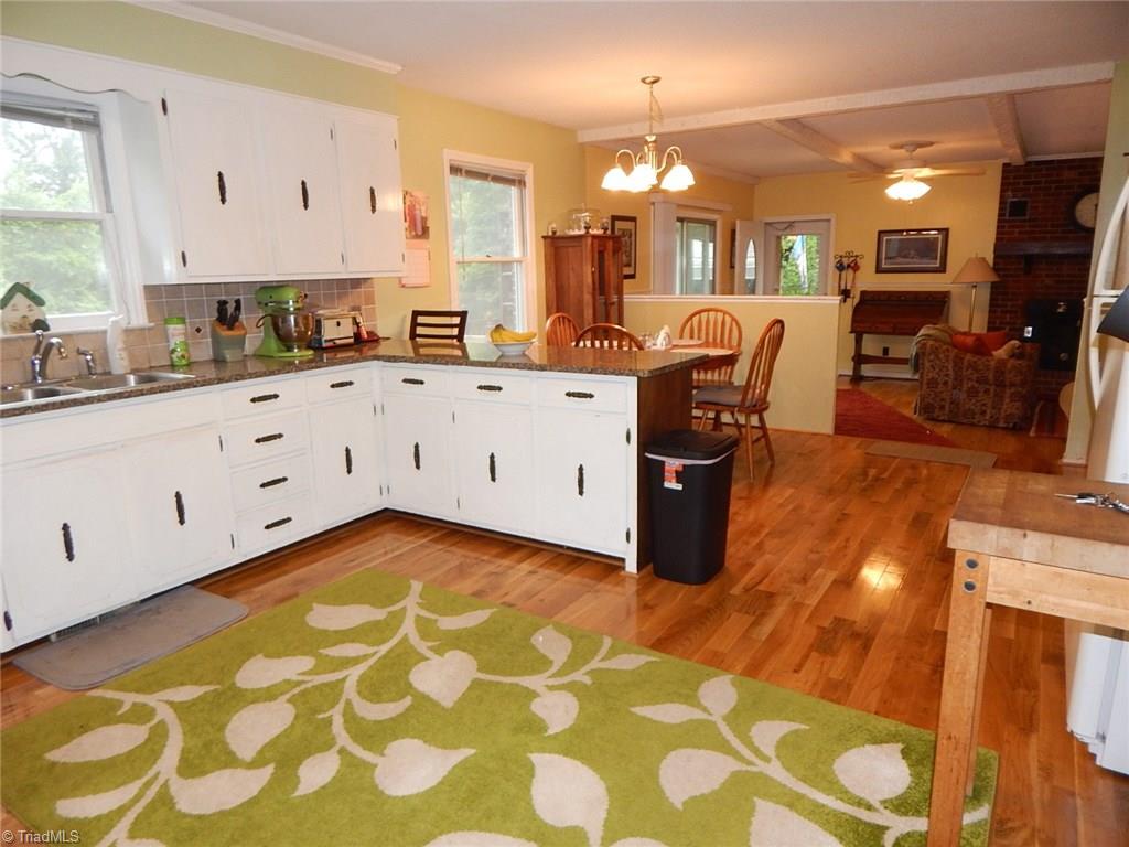 2295 Austin Traphill Road Elkin, NC 28621 - Photo 6 of 28 Gallery Image 6