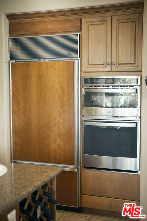 1643 La Vista Del Oceano Santa Barbara, CA 93109 - Photo 21 of 36 a view of washer and dryer