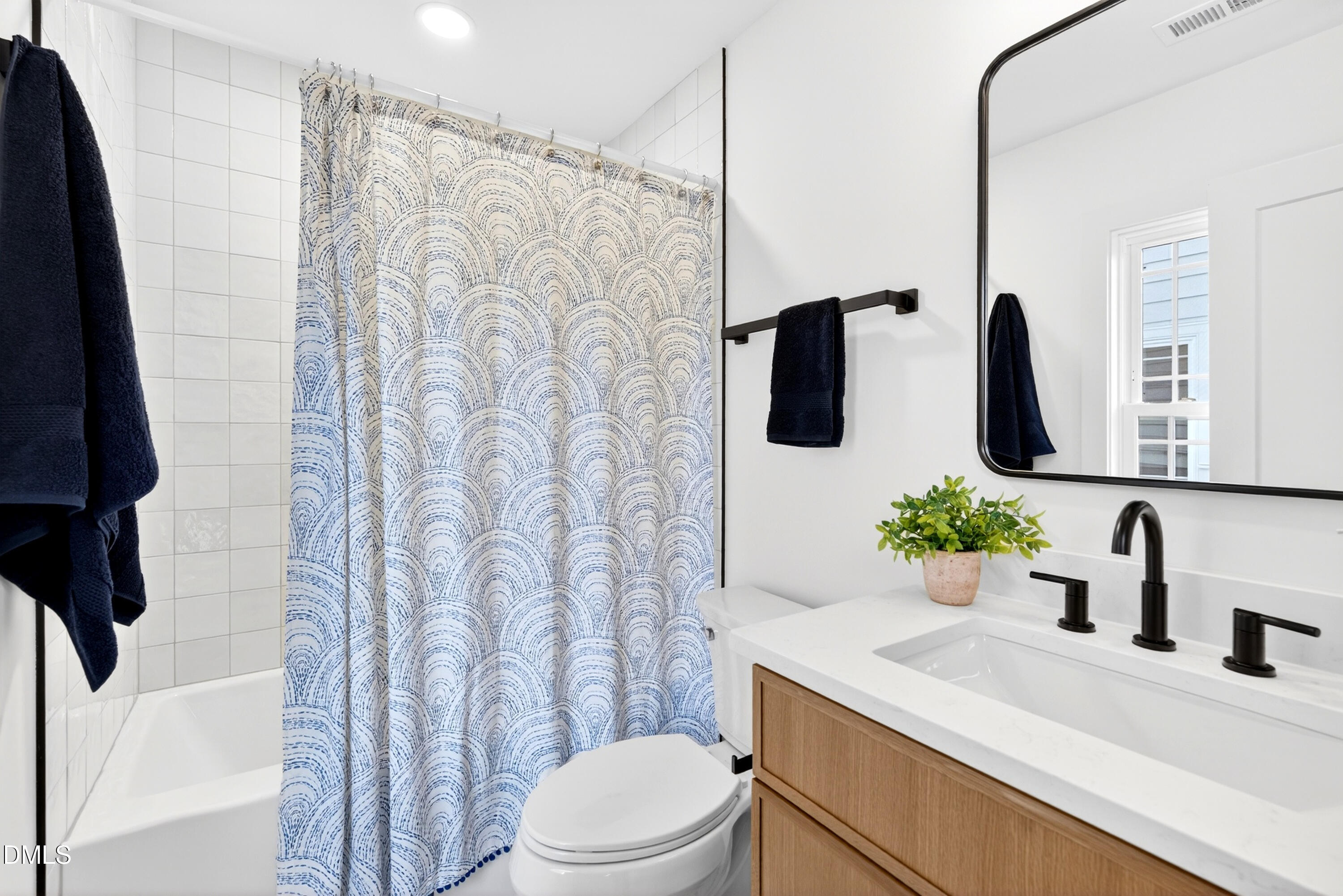 2940 Chapel Hill Road, Unit C Durham, NC 27707 - Photo 24 of 41 Ensuite Bath