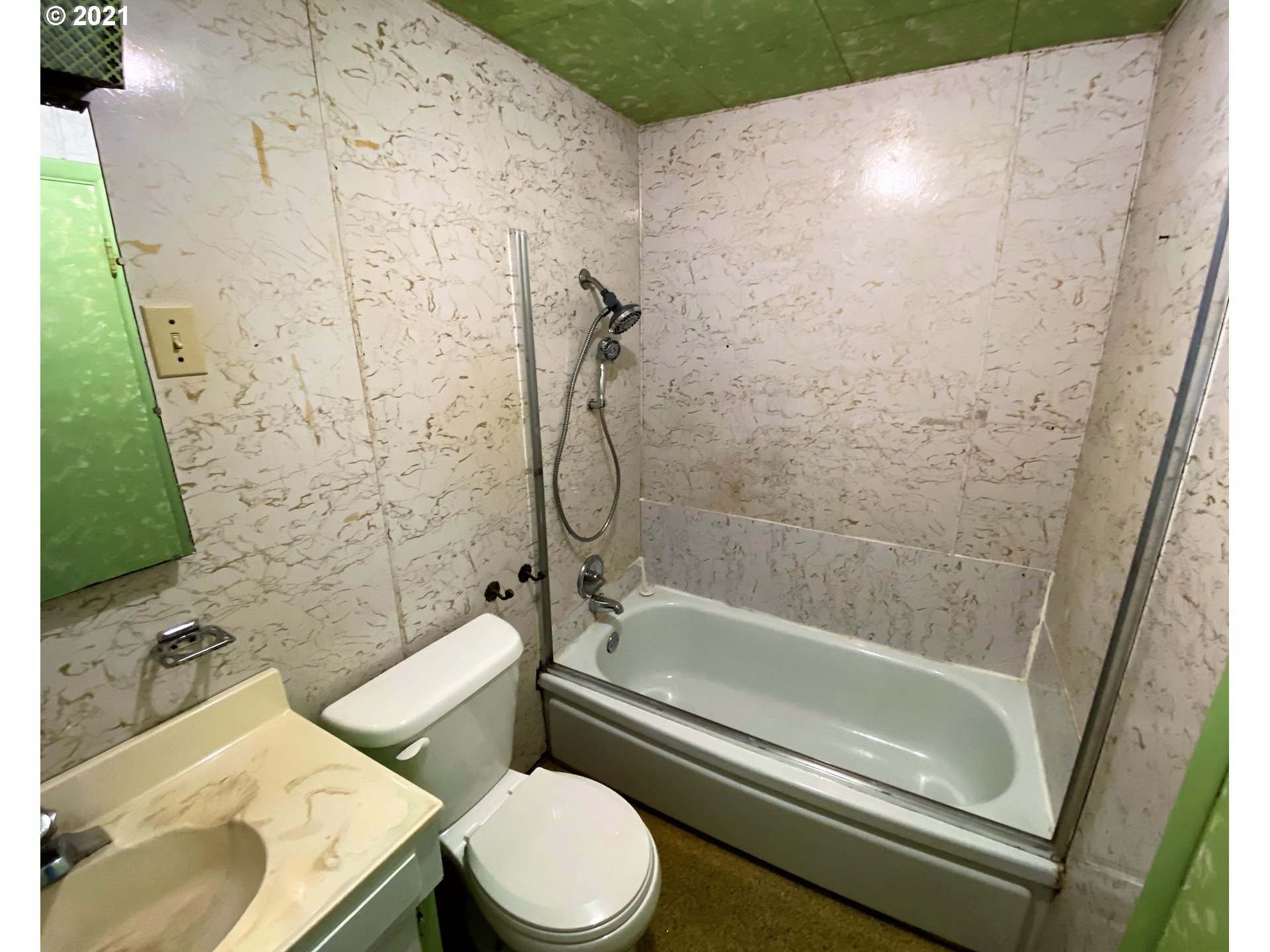 2136 Birch Avenue Reedsport, OR 97467 - Photo 14 of 26 Gallery Image 14