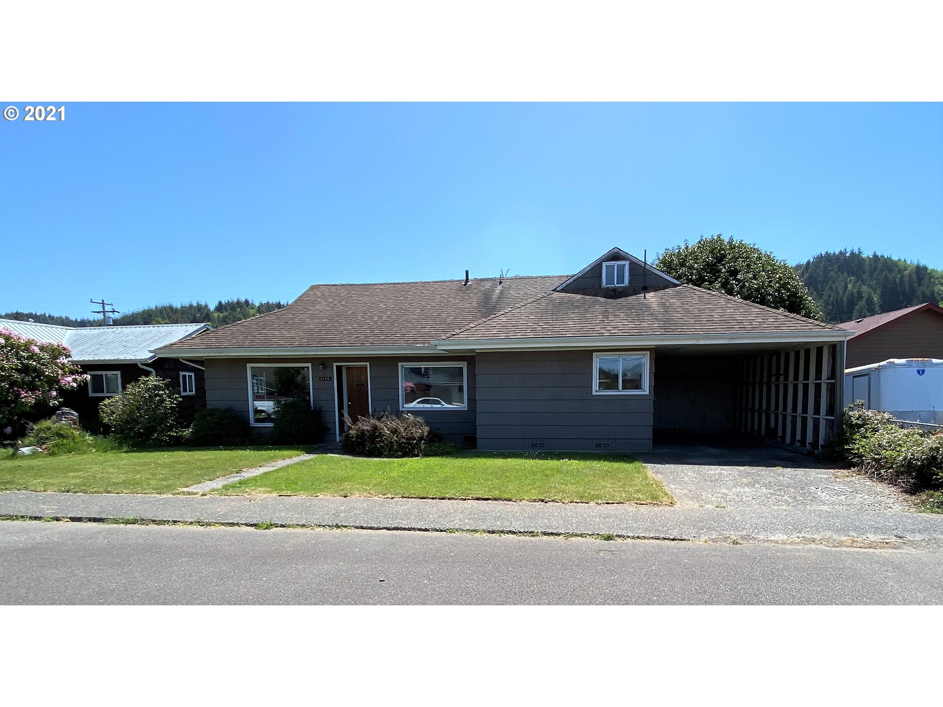 2136 Birch Avenue Reedsport, OR 97467 - Photo 3 of 26 Gallery Image 3