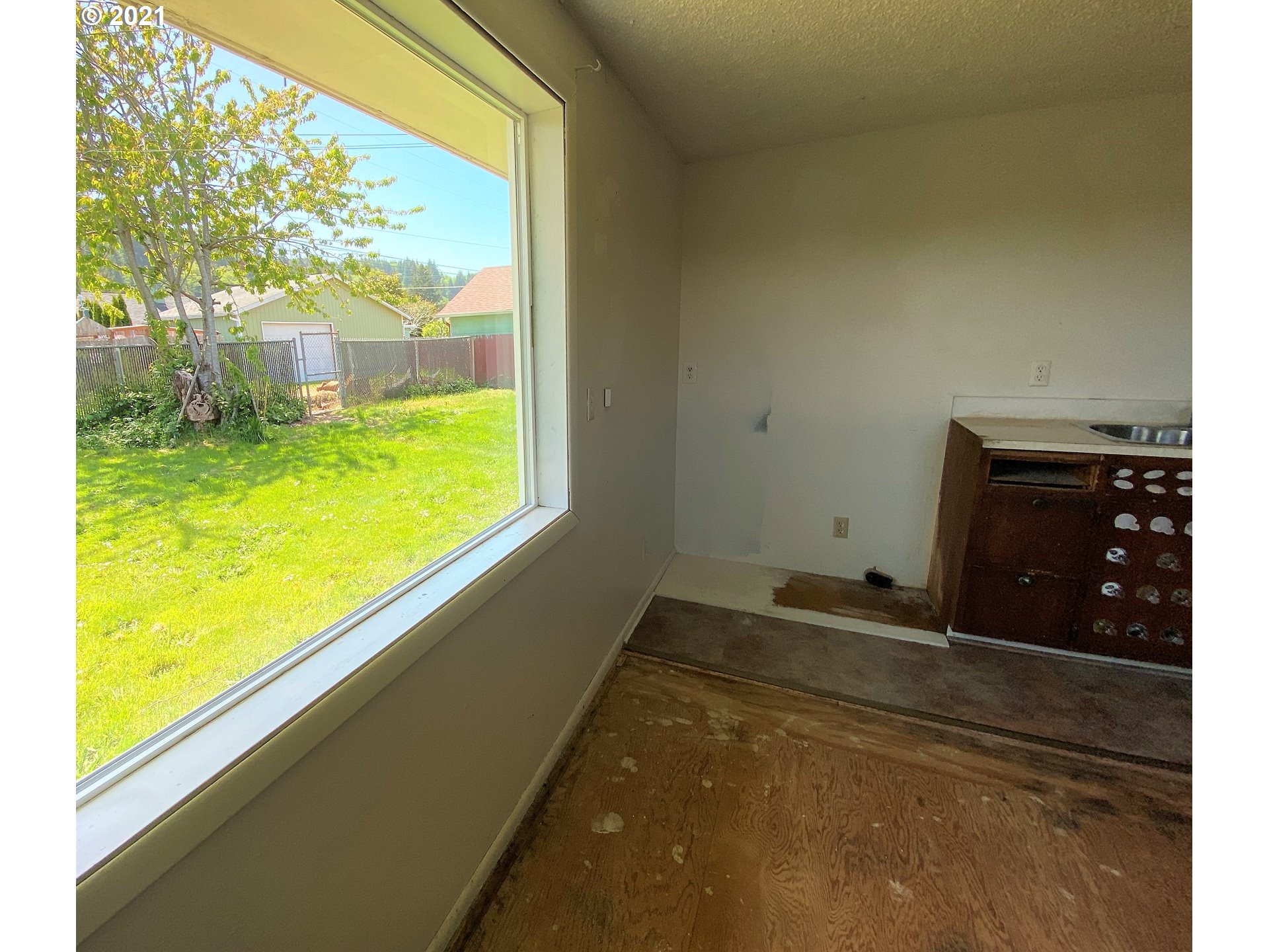 2136 Birch Avenue Reedsport, OR 97467 - Photo 21 of 26 Gallery Image 21