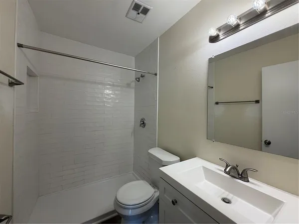 $3,400 | 1740 West Walnut Street, Tampa, FL 33607