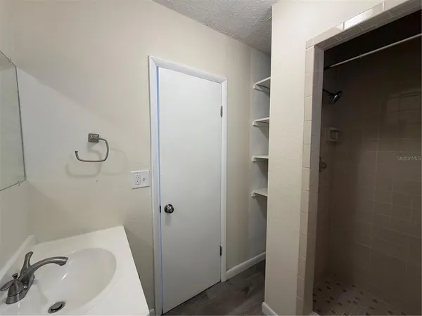 $3,400 | 1740 West Walnut Street, Tampa, FL 33607