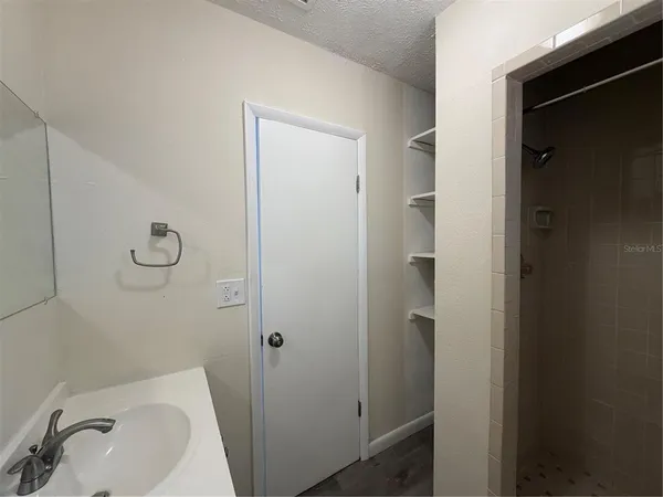 $3,400 | 1740 West Walnut Street, Tampa, FL 33607