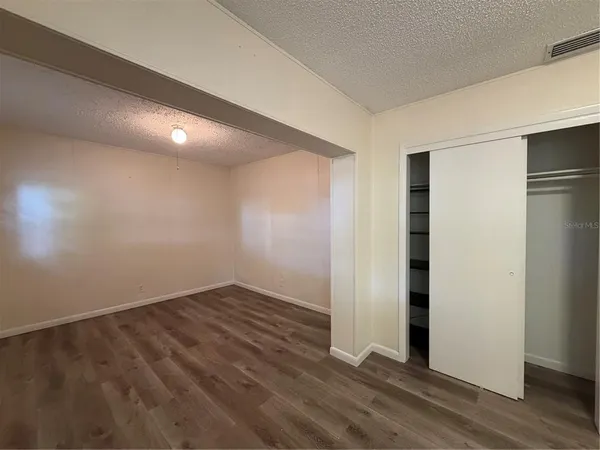 $3,400 | 1740 West Walnut Street, Tampa, FL 33607