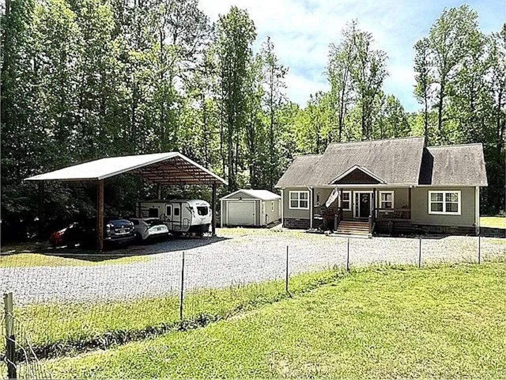 52 Hickory Ridge Drive Ellijay, GA 30536 - Photo 2 of 50