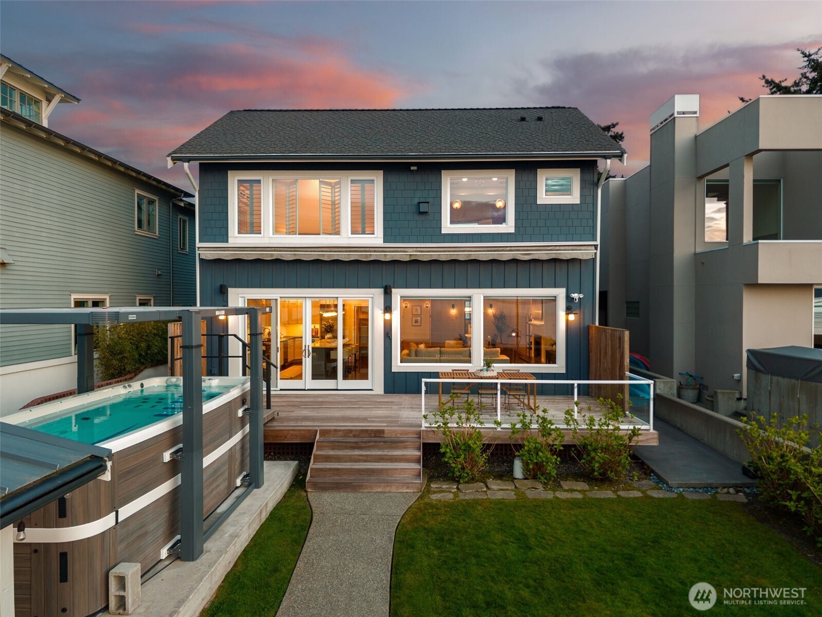 9 Southwest 3 Tree Point Lane Burien, WA 98166 - Photo 1 of 34