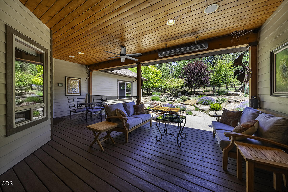 6243 Sanderling Road Klamath Falls, OR 97601 - Photo 23 of 43