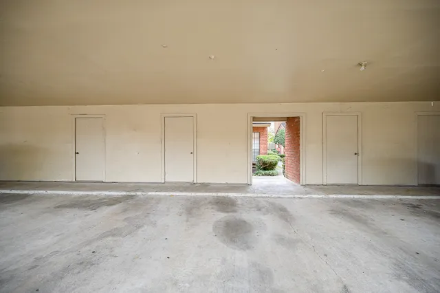 $142,000 | 2211 South Kirkwood Road, Unit 45, Houston, TX 77077