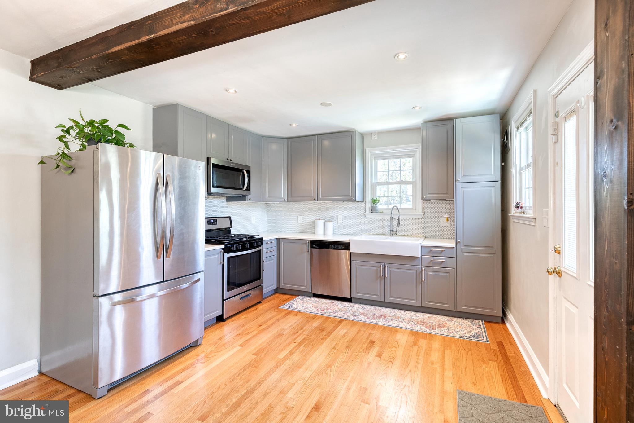 9131 Belair Road Baltimore, MD 21236 - Photo 11 of 49