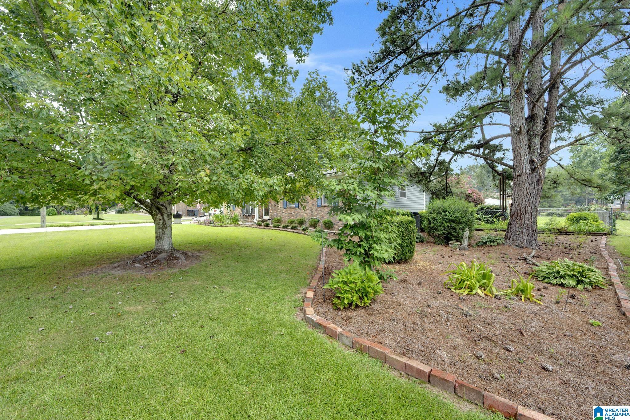 940 Graham Lane Mount Olive, AL 35117 - Photo 4 of 33