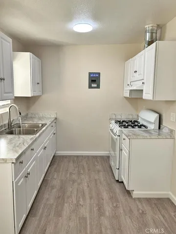 $2,975,000 | 1221 West Brook Street, Santa Ana, CA 92703