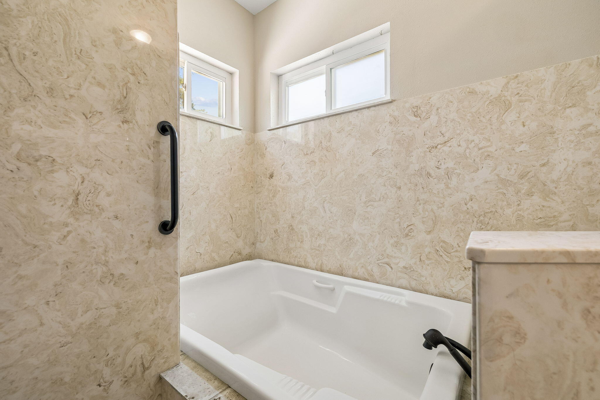 8 Masters Court Santa Rosa Beach, FL 32459 - Photo 20 of 33 Primary Tub