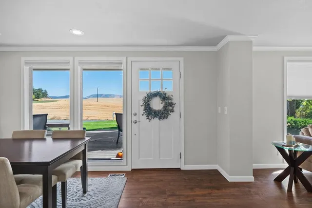 $390,000 | 529 North Vine Street, Latah, WA 99018