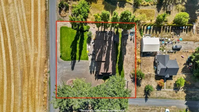 $390,000 | 529 North Vine Street, Latah, WA 99018