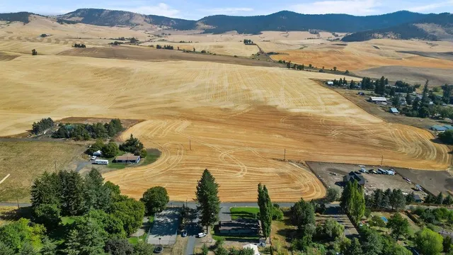 $390,000 | 529 North Vine Street, Latah, WA 99018