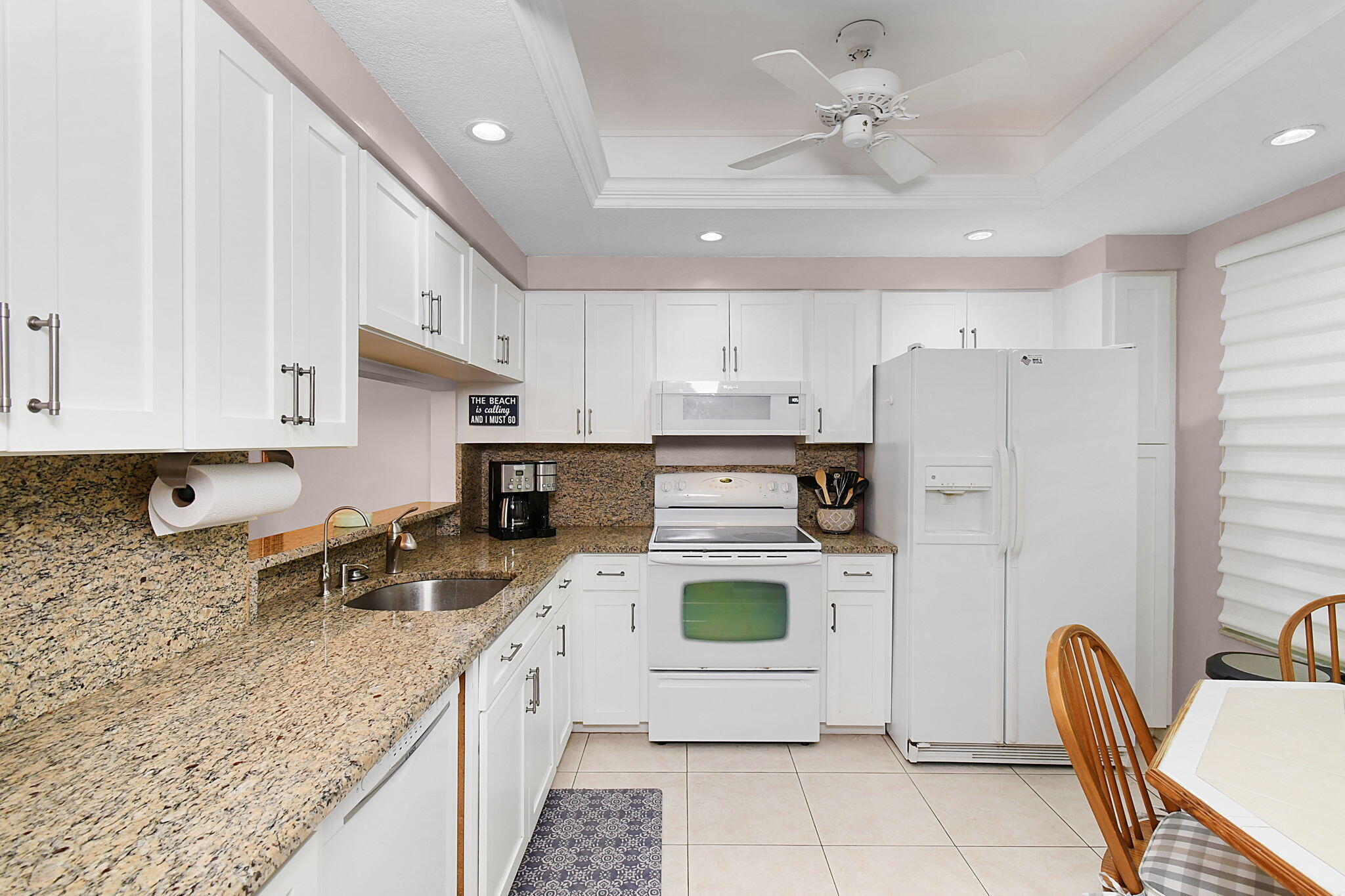 221 Northeast Plantation Road, Unit 211 Stuart, FL 34996 - Photo 13 of 32 Kitchen
